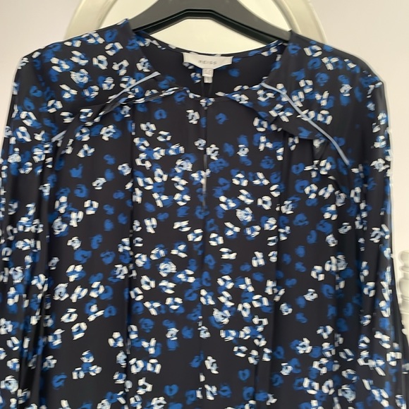 Reiss navy patterned tie waist dress. - Picture 2 of 5